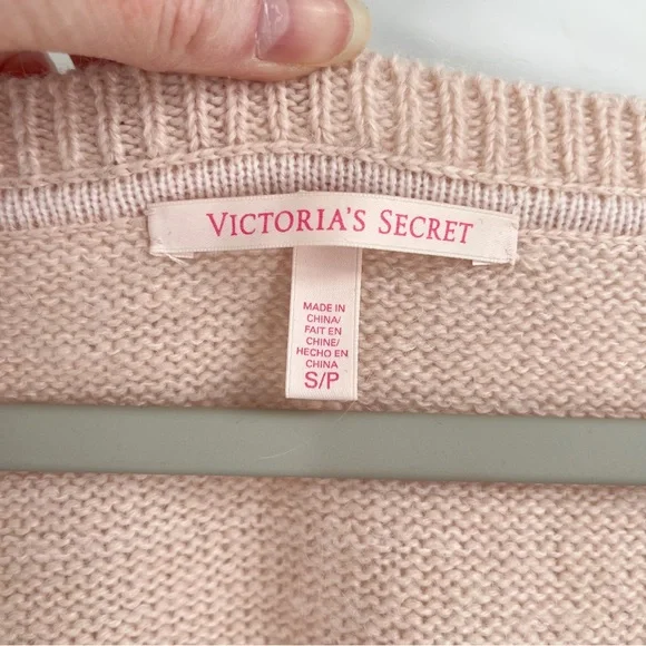 Victoria’s Secret Acrylic Wool Blend Pink Heart Long Sleeve Sweater Womens Small - Picture 6 of 9